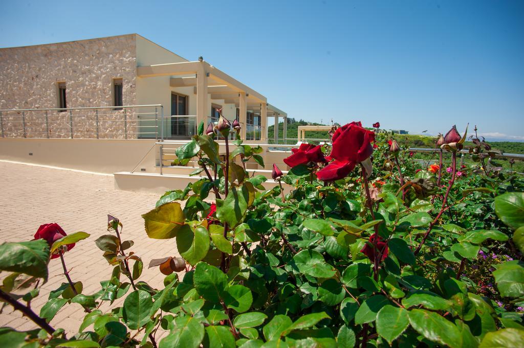 Villa Prigipessa Agia Marina  Exterior photo